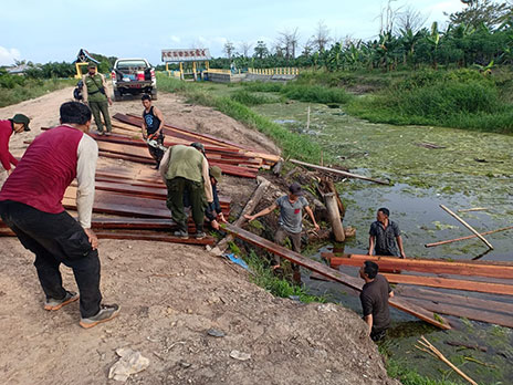 BIDANG WIL 2 KSDA RIAU MELAKUKAN PATROLI GABUNGAN