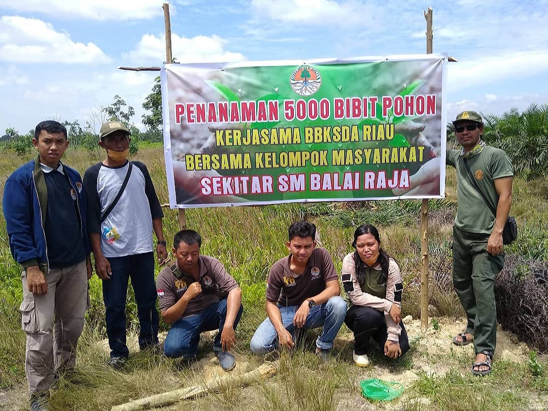 AKSI KONSERVASI BERSAMA MASYARAKAT DI SUAKA MARGASATWA BALAI RAJA