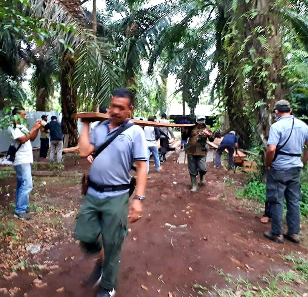 OPERASI GABUNGAN PENINDAKAN PENEBANGAN LIAR DI KAWASAN SUAKA MARGASATWA GIAM SIAK KECIL