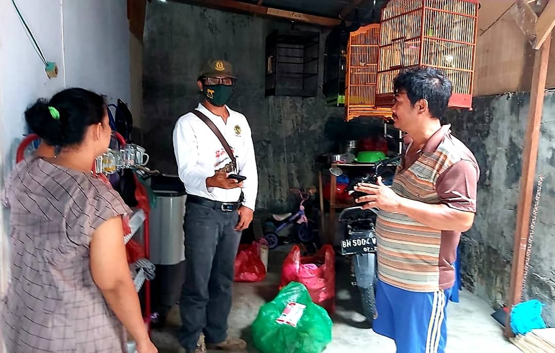 SEKSI KONSERVASI WILAYAH III MELAKUKAN SOSIALISASI DAN PENYELAMATAN BURUNG  BURUNG DILINDUNGI