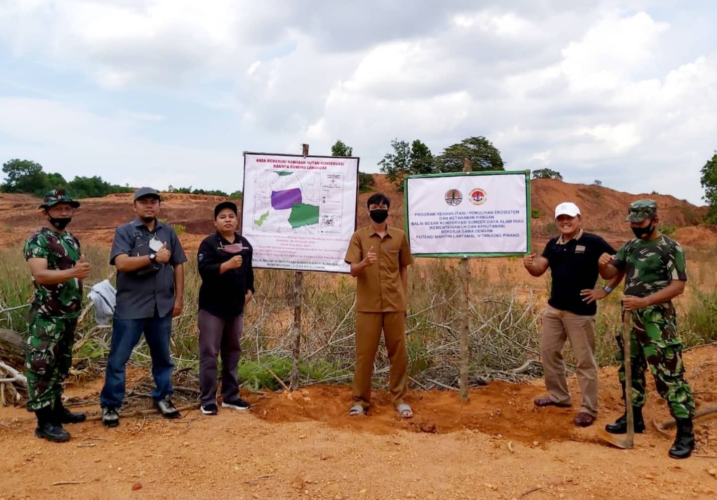 SEKSI KONSERVASI WILAYAH II MEMASANG PAPAN INFORMASI KAWASAN KONSERVASI DI BINTAN, PROVINSI KEPULAUAN RIAU