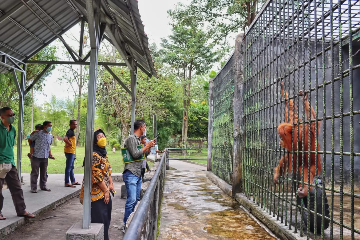 PLT. KEPALA BALAI BESAR KSDA RIAU, IBU FIFIN ARFIANA JOGASARA  KUNJUNGI LEMBAGA KONSERVASI KASANG KULIM