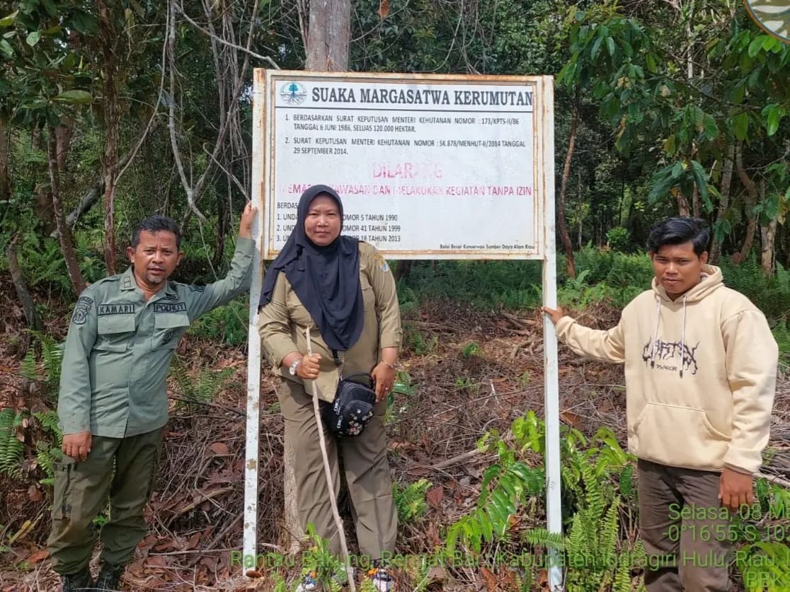 KETIKA SRI KANDI TURUN KE LAPANGAN LAKUKAN PATROLI PENCEGAHAN KEBAKARAN HUTAN DAN LAHAN