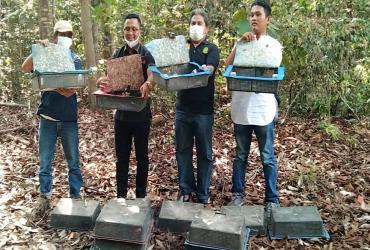 PELEPASLIARAN BURUNG KACER KEMBALI KE HABITATNYA, KABUPATEN SIAK