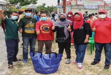 AKSI GOTONG ROYONG LORONG HIJAU TABULAPOT (TANAMAN BUAH DALAM POT)