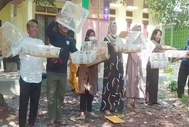 BALAI BESAR KSDA RIAU LEPASLIARKAN SATWA BURUNG JENIS CIBLEK (PRINIA FAMILIARIS), GELATIK (PADDA ORZYIVORA) DAN KEPODANG (ORIOLUS CHINENSIS)