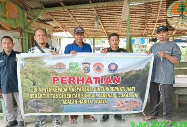 MITIGASI KONFLIK SATWA LIAR BUAYA SINYULONG YANG MENDEKAT KE PEMUKIMAN WARGA