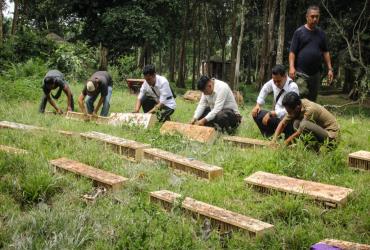 PELEPASLIARAN BURUNG DILINDUNGI HASIL PENYERAHAN POLRES PELALAWAN