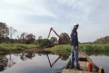 BALAI BESAR KSDA RIAU AWASI KEGIATAN PEMBERSIHAN SUNGAI
