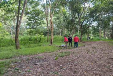 BALAI BESAR KSDA RIAU MELAKUKAN PEMBERSIHAN AREAL CAMPING GROUND TWA BULUH CINA