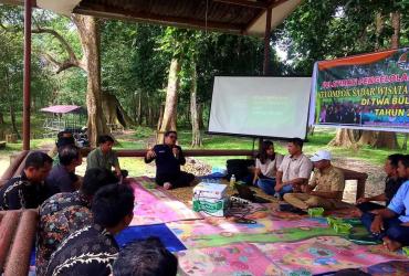 PELATIHAN PENGELOLAAN WISATA ALAM DI TWA BULUH CINA, KABUPATEN KAMPAR